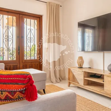 Stunning Ifach & Sea Views Stylish Casa Sonedo Apartment